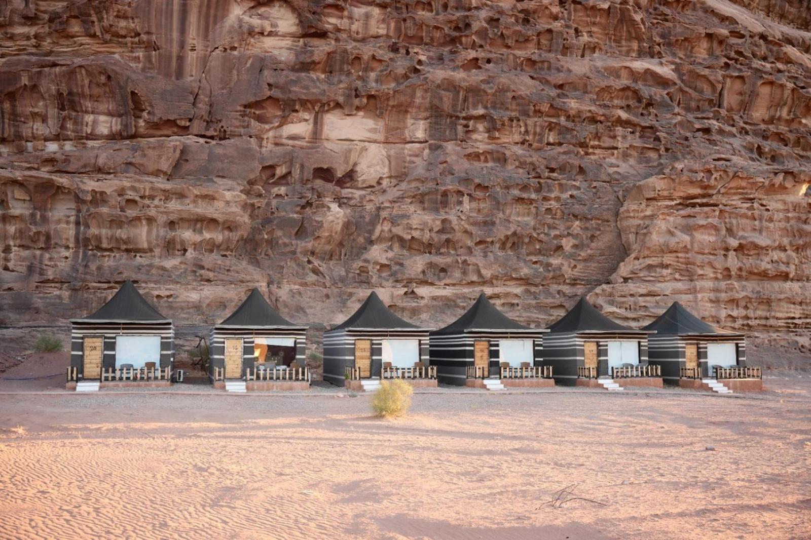 Shaheen Camp Wadi Rum Exterior foto